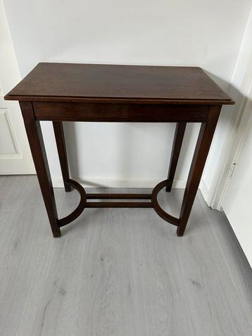 Antieke SIDETABLE/ haltafeltje 65x37. Hoogte ca 66cm beschikbaar voor biedingen