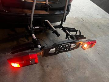 Uebler f22 voor 2 (elektronische) fietsen beschikbaar voor biedingen