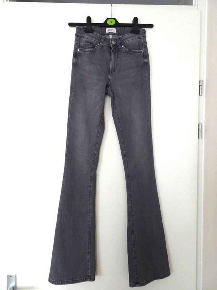ONLY Dames jeans spijkerbroek grijs/grey denim S, Lengte 34, Kleding | Dames, Spijkerbroeken en Jeans, Zo goed als nieuw, Grijs
