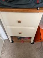 Ikea nachtkastje, Huis en Inrichting, Slaapkamer | Nachtkastjes, Ophalen of Verzenden