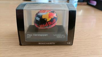Max Verstappen Red Bull Racing 2017 helm schaal 1/8 beschikbaar voor biedingen