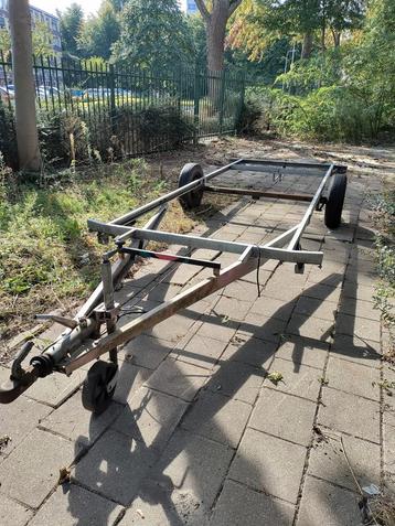 Onderstel Aanhanger beschikbaar voor biedingen