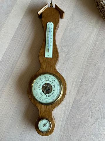 Klassieke barometer hout beschikbaar voor biedingen