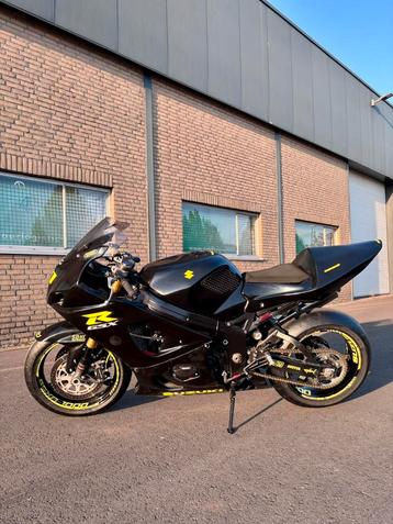 Suzuki GSXR 1000 2004 k4 circuitmotor beschikbaar voor biedingen