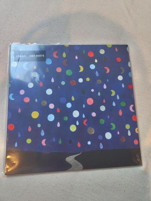 Véras – Het Niets (LP, Vinyl, Album), Cd's en Dvd's, Vinyl | Pop, Nieuw in verpakking, 2000 tot heden, 12 inch, Ophalen of Verzenden
