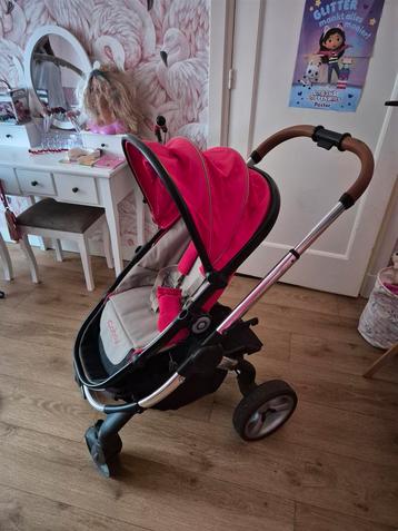 Icandy peach kinderwagen beschikbaar voor biedingen