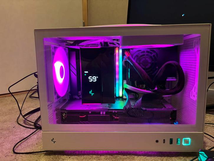 Game pc + msi monitor ddr5 32gb amd 7700x-rx7600gt 12gb., Computers en Software, Desktop Pc's, Zo goed als nieuw, 4 Ghz of meer