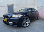 BMW M5 FABRIEKSNIEUW BEKEND VAN STIPT!, Automaat, Euro 5, Achterwielaandrijving, Gebruikt