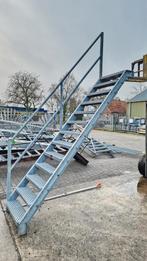 Stalen trap gegalv hoog 2,65mtr  nog005, Doe-het-zelf en Verbouw, Ladders en Trappen, Ophalen of Verzenden, Trap, Zo goed als nieuw