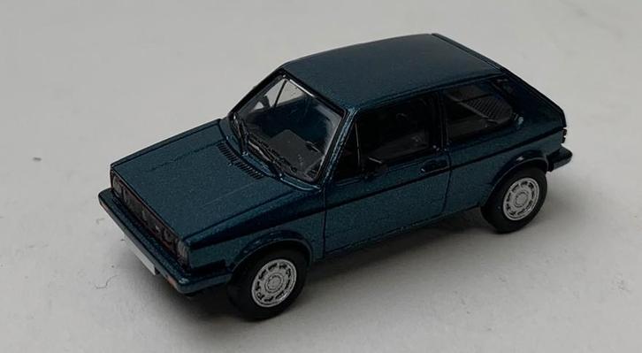 JSN PCX87 Volkswagen Golf I GTI Pirelli 1980 donkergroen, Hobby en Vrije tijd, Modelauto's | 1:87, Nieuw, Auto, Brekina, Ophalen of Verzenden