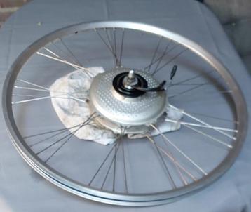 Fietswiel elektrisch ACHTER 28inch BIONX 250W beschikbaar voor biedingen
