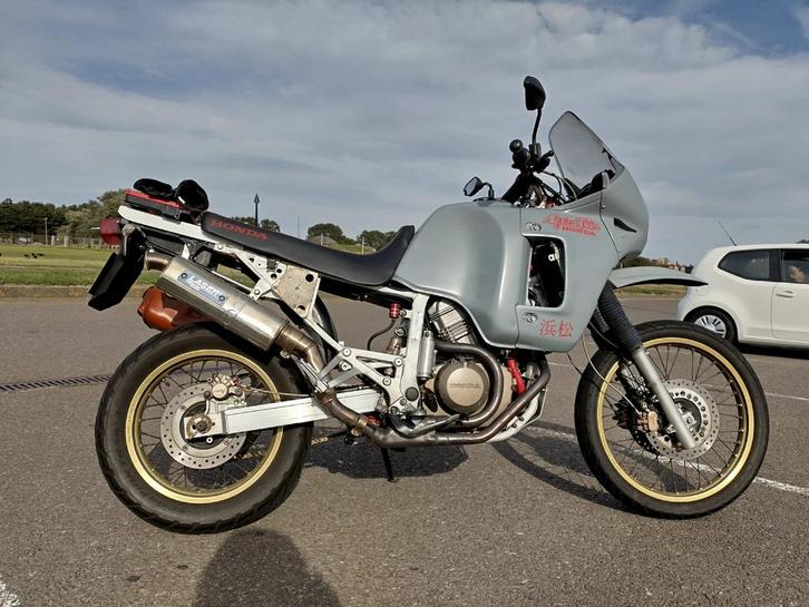 Honda Africa Twin RD04 uit 1991, 72.500km, Motoren, Motoren | Honda, Particulier, Toermotor, meer dan 35 kW, 2 cilinders, Motorrijbewijs A