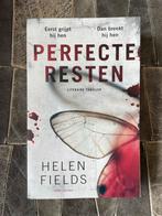 Perfecte Resten - Helen Fields Thriller, Ophalen of Verzenden, Zo goed als nieuw
