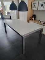 Moderne Eettafel met Metalen Onderstel, Huis en Inrichting, Tafels | Eettafels, Overige materialen, Zo goed als nieuw, 150 tot 200 cm