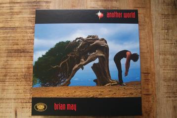 Brian May - Another World - 2 CD | 1 LP Limited Edition Box beschikbaar voor biedingen