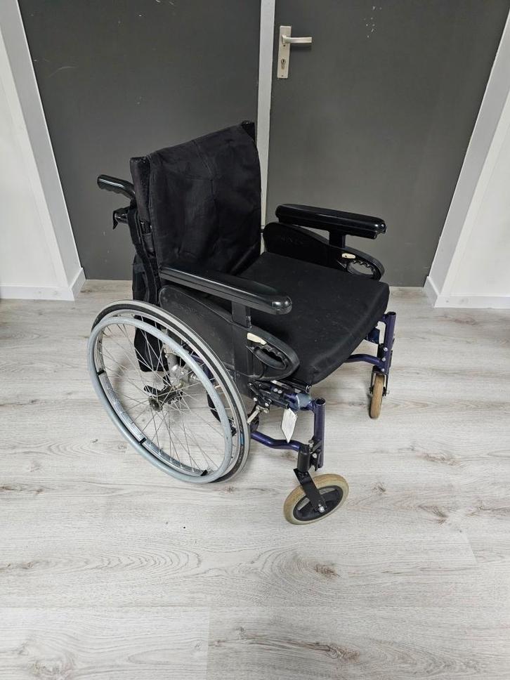 Quickie rolstoel voor €70,-, Diversen, Rolstoelen, Gebruikt, Duwrolstoel, Ophalen