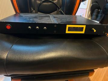 Zelfbouw FM Stuurzender met J-Stick Antenne beschikbaar voor biedingen