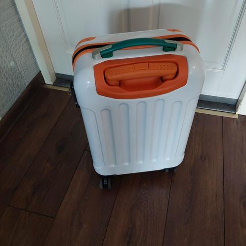 Mooie postcodeloterij koffer in nieuwstaat., Sieraden, Tassen en Uiterlijk, Koffers, Gebruikt, Hard kunststof, Minder dan 50 cm