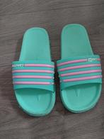 Badslippers meisjes of dames maat 37, Ophalen of Verzenden, Zo goed als nieuw