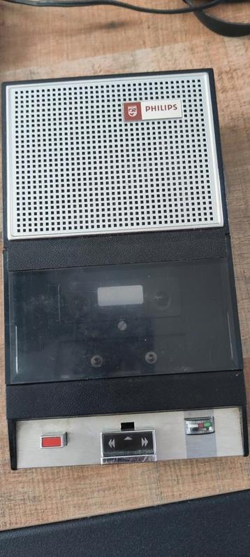 Philips EL 3302 draagbare cassette recorder  beschikbaar voor biedingen