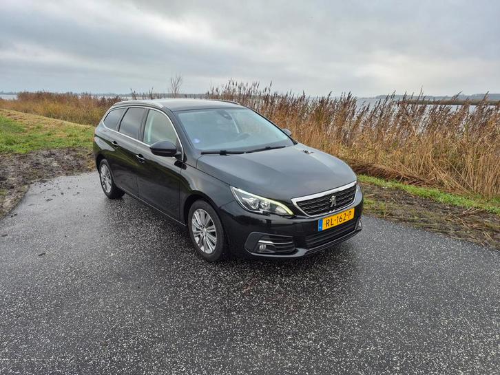 Te koop Peugeot 308 station 130pk 2018 Zwart, Auto's, Peugeot, Particulier, ABS, Achteruitrijcamera, Airbags, Airconditioning