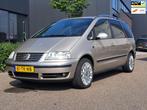 Volkswagen Sharan 1.8 Turbo Sportline Ecc, Auto's, Voorwielaandrijving, Stof, Gebruikt, 4 cilinders