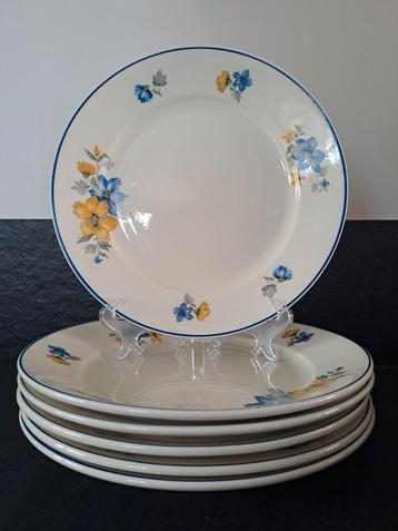 6 Crèmekleurige aardewerk dinerborden met blauw-gele bloemen beschikbaar voor biedingen