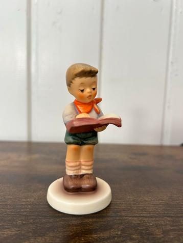 Hummel Figuur nr.2087/B 1999 honor student Hoogte 10 cm beschikbaar voor biedingen