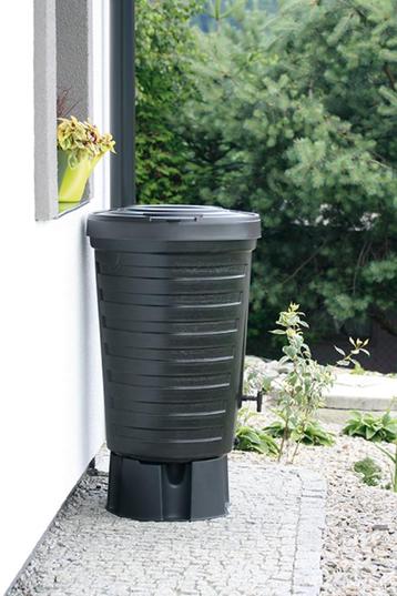 Mooie Regenton 210 liter beschikbaar voor biedingen