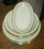 dinerborden soepborden, P T Tirschenreuth, licht geel + goud, Ophalen of Verzenden