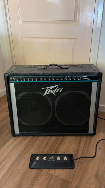 Peavey Stereo Chorus 212 Gitaarversterker beschikbaar voor biedingen