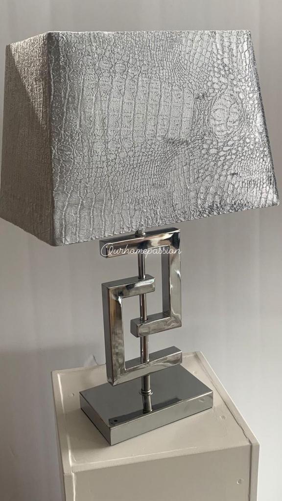 ERIC KUSTER STYLE TAFELLAMP CHROME ZILVER INC VELVET KAP, Huis en Inrichting, Lampen | Tafellampen, Ophalen