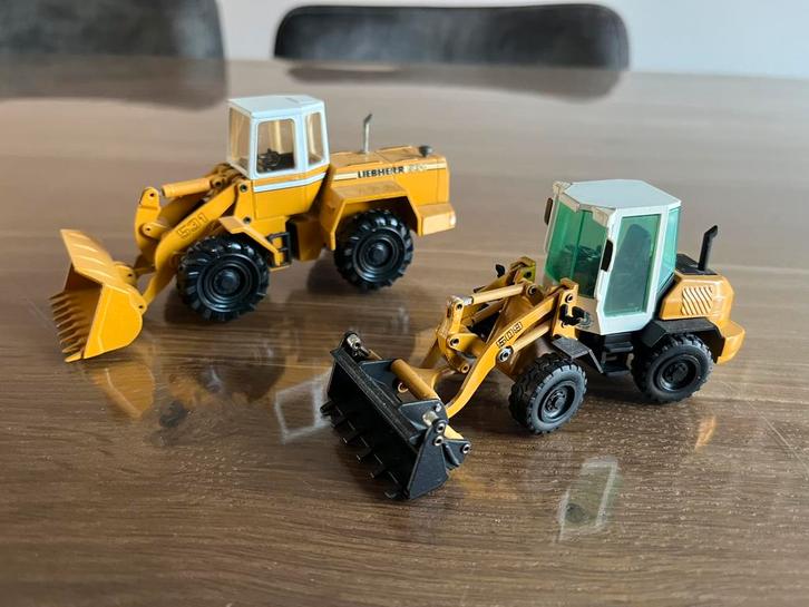 Liebherr laadschoppen 531 en 509 Conrad en NZG, Hobby en Vrije tijd, Modelauto's | 1:50, Zo goed als nieuw, Hijskraan, Tractor of Landbouw