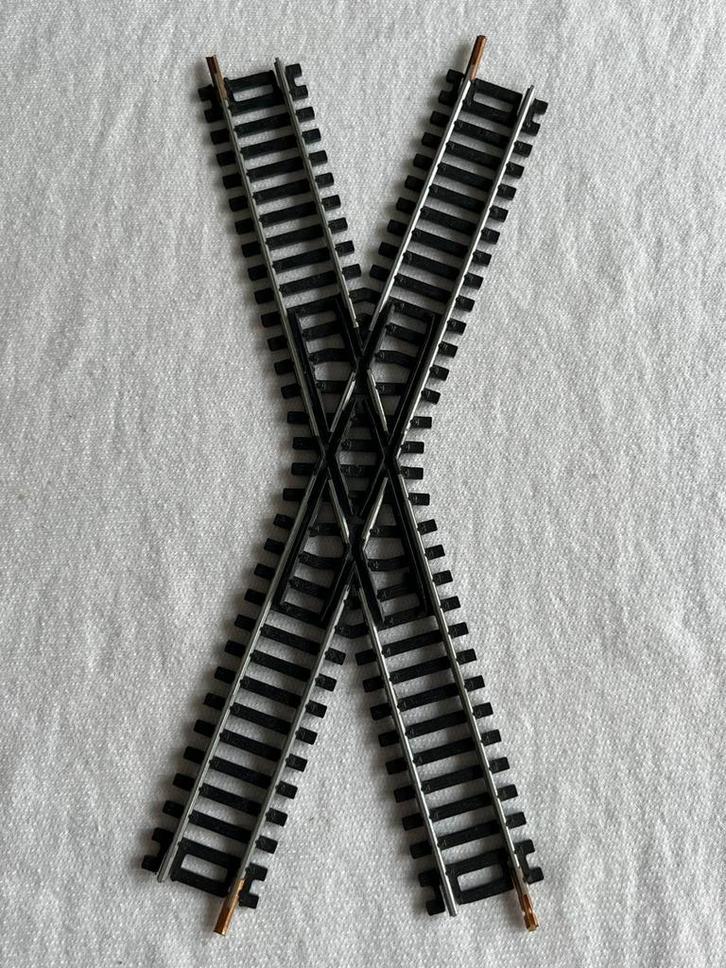 Lima rails H0 3041/N kruising (Prijs per stuk), Hobby en Vrije tijd, Modeltreinen | H0, Gebruikt, Rails, Gelijkstroom, Lima, Ophalen of Verzenden