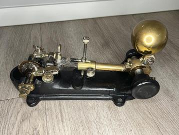 Diamantslijper of diamantzaag beschikbaar voor biedingen