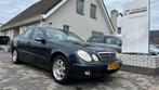 Mercedes-benz 200 E Klasse Classic Motor kapot!!!!, Achterwielaandrijving, Gebruikt, 4 cilinders, Origineel Nederlands