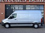 Mercedes-Benz eSprinter eSprinter L2H2 141 KM | Pakket-inric, Stoelverwarming, Stof, Gebruikt, Zwart
