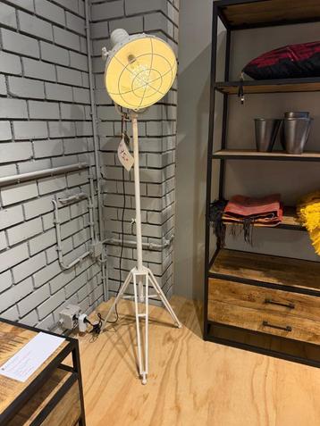 Spotlight vloerlamp Bepure Home beschikbaar voor biedingen
