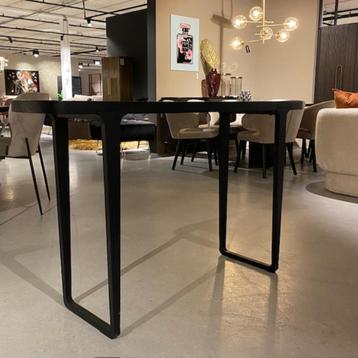 Wandtafel Montfort Richmond Interiors beschikbaar voor biedingen