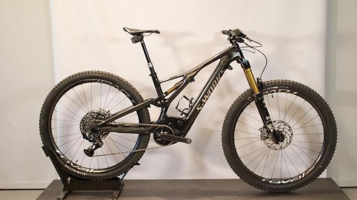 S-Works Levo Carbon 29 NB Maat M, Fietsen en Brommers, Elektrische fietsen, Gebruikt, 50 km per accu of meer