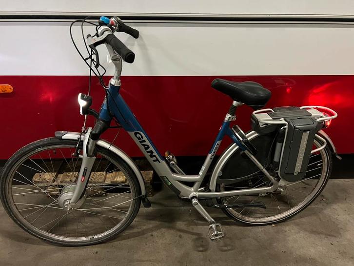 Giant twist dubbele accu elektrisch fiets nexus naaf e bike, Fietsen en Brommers, Elektrische fietsen, Zo goed als nieuw, Giant