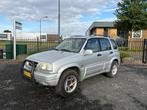 Suzuki Grand Vitara 2.5 V6  - 4X4 - AIRCO -, 74 €/maand, Grand Vitara, Origineel Nederlands, Bedrijf