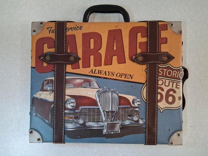 Koffer met oldtimer, wandbord, Huis en Inrichting, Woonaccessoires | Tekstborden en Spreuken, Nieuw, Ophalen of Verzenden