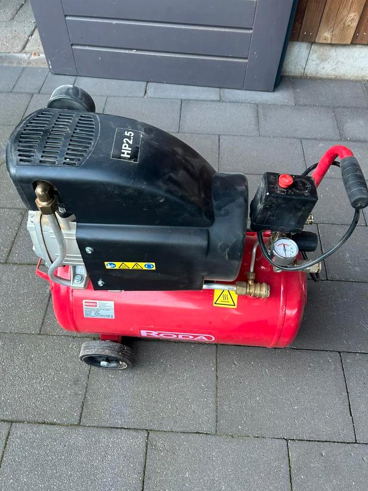 Compressor roda 8bar 257 liter per minuut, Doe-het-zelf en Verbouw, Compressors, Gebruikt, 6 tot 10 bar, 25 tot 100 liter, 200 tot 400 liter/min