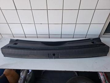 Bekleding bagageruimte van een Volkswagen Golf Sportsvan beschikbaar voor biedingen