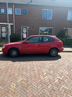 Toyota Corolla 1.6 HB G6 2001 Rood, Voorwielaandrijving, 450 kg, 4 cilinders, 1200 kg