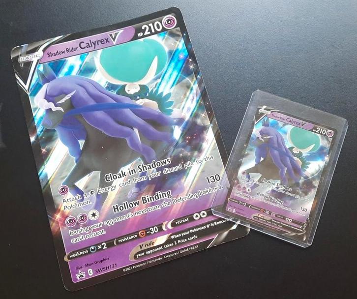 2x Shadow Rider Calyrex V - SWSH131 (Groot & Normaal), Hobby en Vrije tijd, Verzamelkaartspellen | Pokémon, Zo goed als nieuw