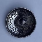 Zilveren sombrero als broche, Gebruikt, Minder dan 4 cm, Ophalen of Verzenden, Zilver