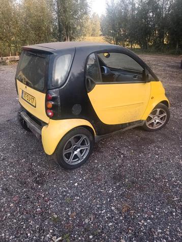 Onderdelen van Smart. beschikbaar voor biedingen