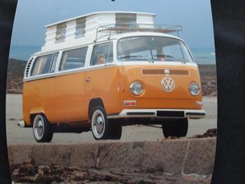 VW Bus T1 en T2 - serie van 12 prachtige kalenderplaten beschikbaar voor biedingen